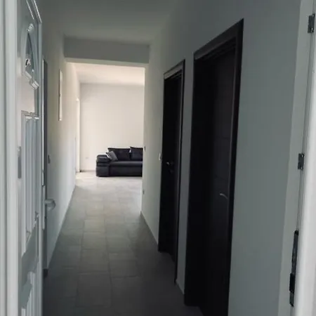 Marina Apartment *