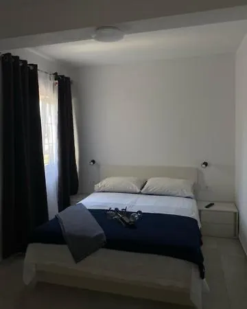 Marina Apartment *
