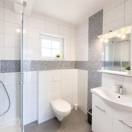 Apartament Marina *